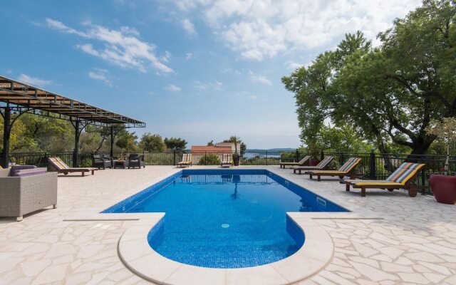 Villa Andro