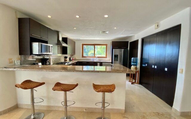 Cabo 2-Punta Esmeralda