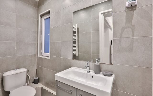 34 - Urban Luxury Paris Louvre