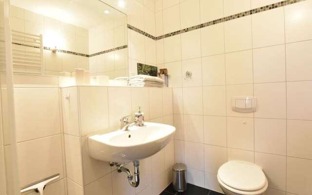 Modernistic Apartment in Stellshagen With Garden