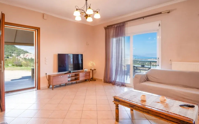 Villa Tzintzola in Kato Garouna