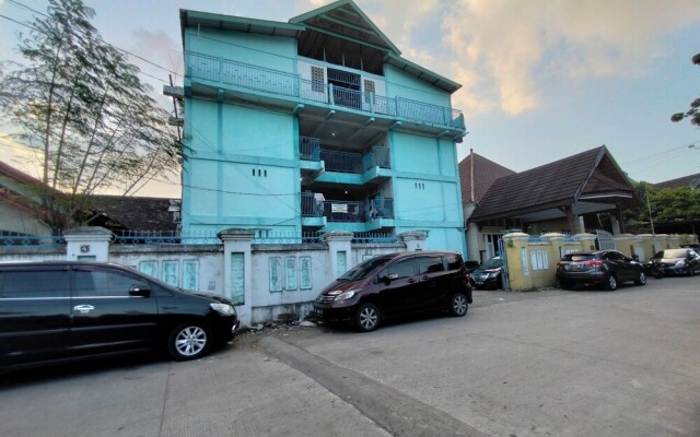 SPOT ON 92890 Losmen Bahalap Syariah MarabahanNearSiring Marabahan (Ulek Barito)