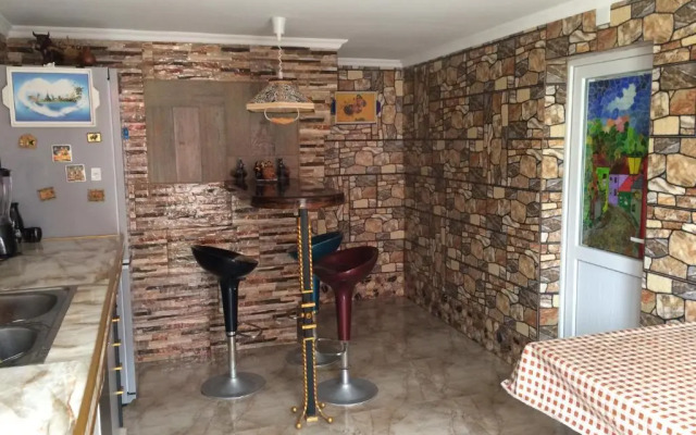 Guest House on Kostava 23