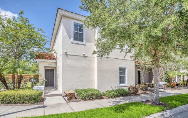 Roomy Town Home, Mickey-themed Bedroom! #4bv550