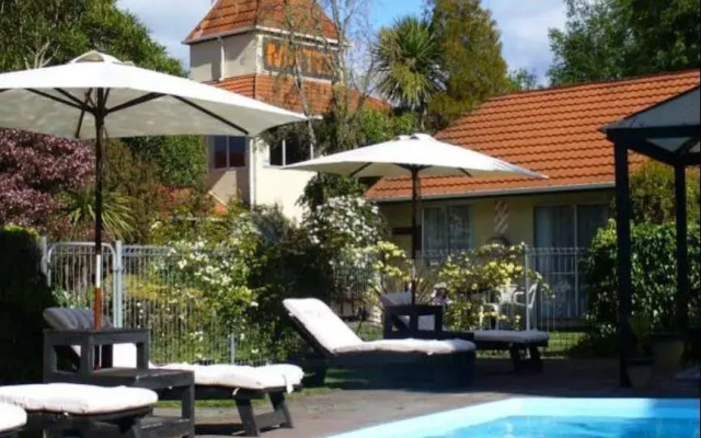 Anglers Paradise Motel