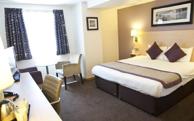 Shore View Hotel