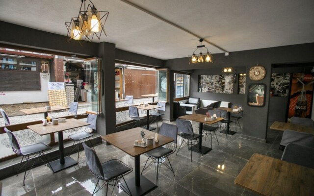 Semay Otel