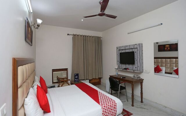 OYO 14445 Cyber Inn