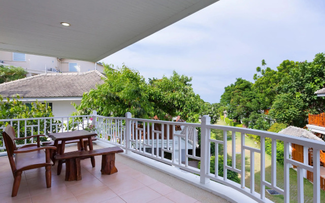 Baan Poolom Beachfront Condominium