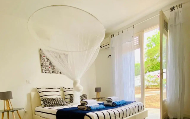 Magar Vue Mer Plain Pied Piscine Jacuzzi Standing