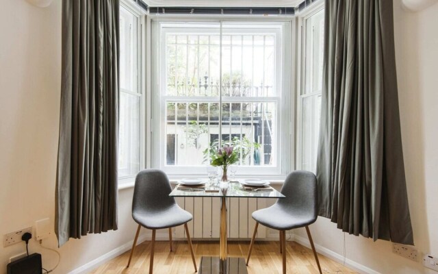 The Lovely Longridge Road Apartment