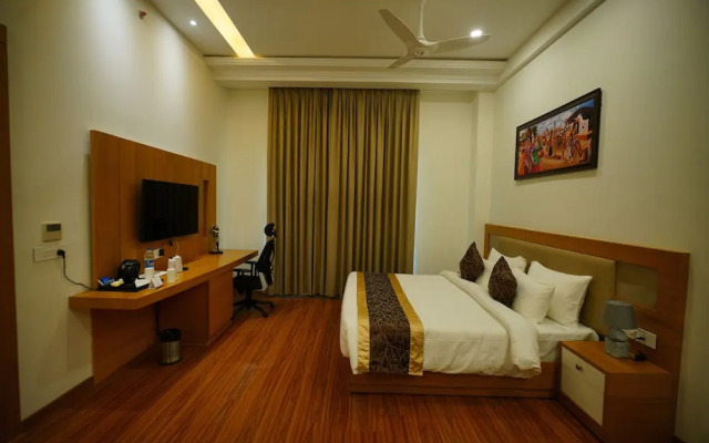 Clarks Inn Aligarh