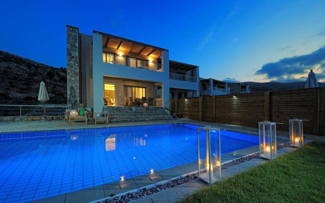 The Noverian Scenic Crete Hilltop Villa Resort & Spa