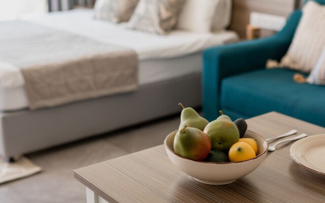 Rio Gardens - Fresh Studio w Shared Pool