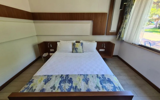 Karakas Hotel
