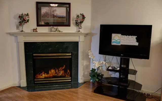 Whispering Pines 452