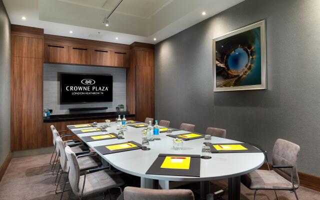 Crowne Plaza London Heathrow T4 by IHG
