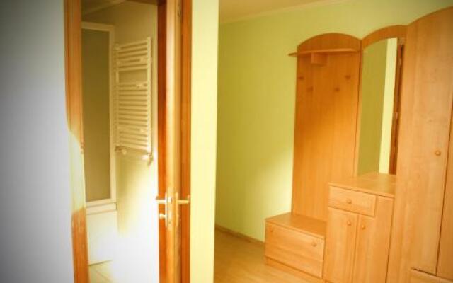 Cozy Rooms