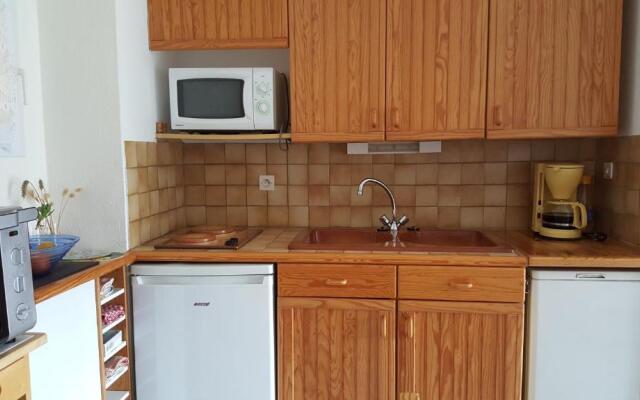 REF 042 Appartement T2 avec balcon Arzon