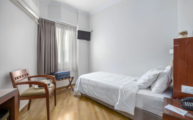 Attalos Hotel