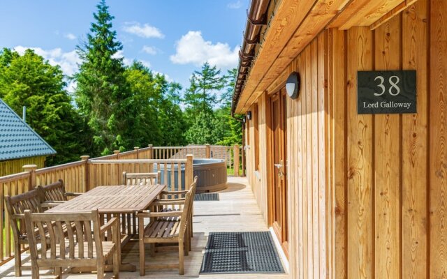 Lord Galloway 38 With Hot Tub, Newton Stewart