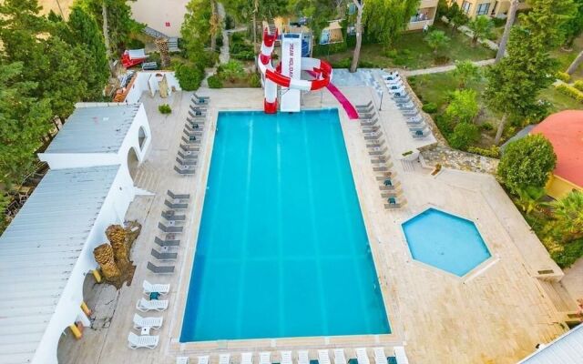 Dream Holiday Resort