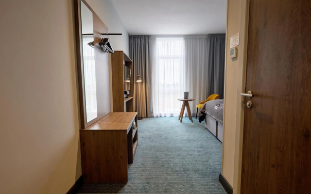 Holiday Inn - the niu, Loom Manchester North by IHG