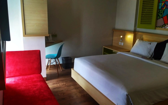 MaxOneHotels.com at Kramat