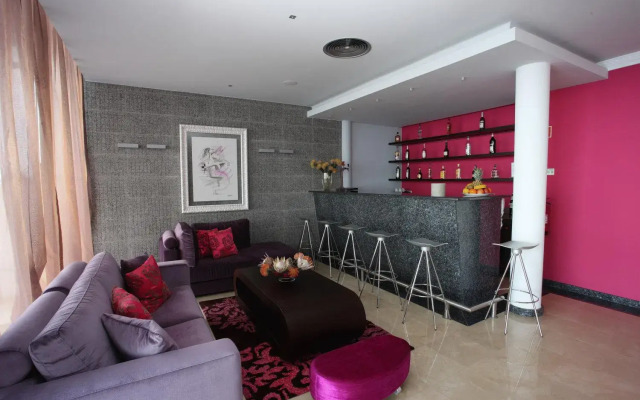 Hotel Apartamentos Baia Brava