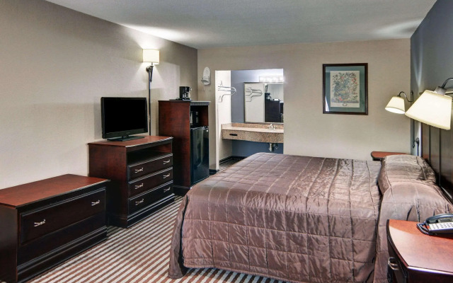 Loyalty Inn Gainesville