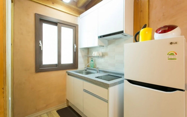 Gyeongju Hanok Kkotjam Pension