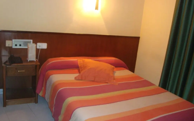 Hostal Les Collades