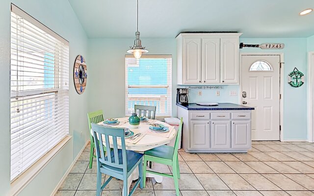 1208 Rockport - 2 Br Home
