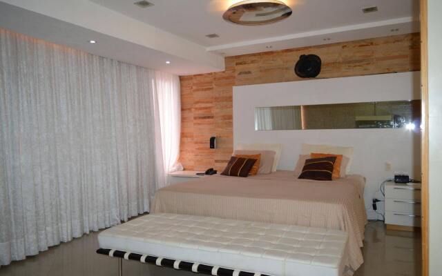 Ocean Tower Flat