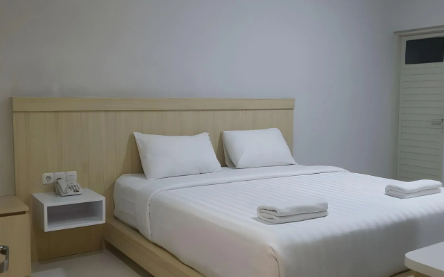 Twin Star – Guest Rooms – Surakarta
