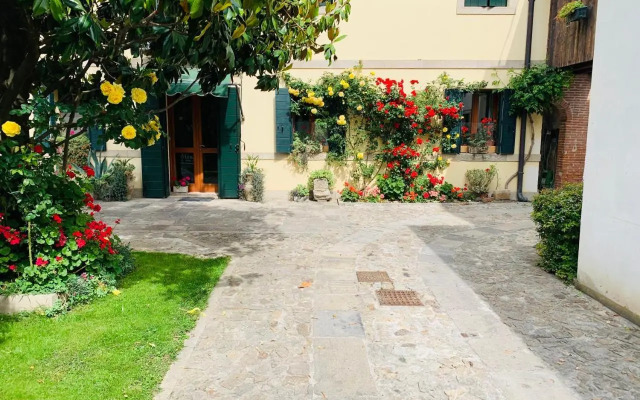 INTERNO 2 Este centro