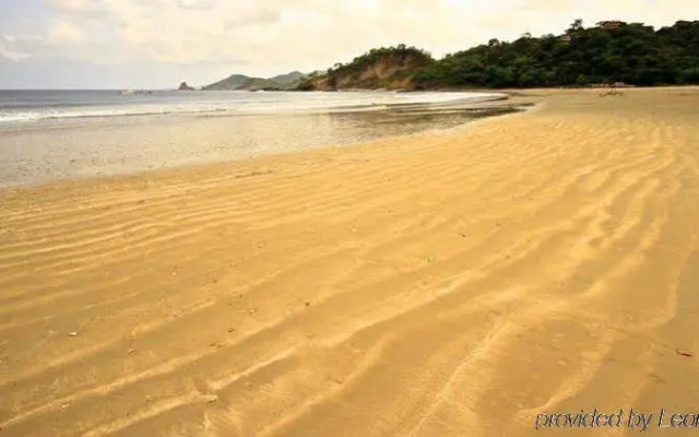 Marsella Beachfront Hotel