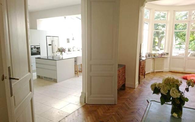 Villa With 4 Bedrooms In Bordeaux, With Private Pool, Enclosed Garden And Wifi