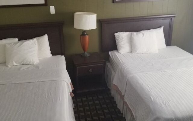 Tomac Motor Inn