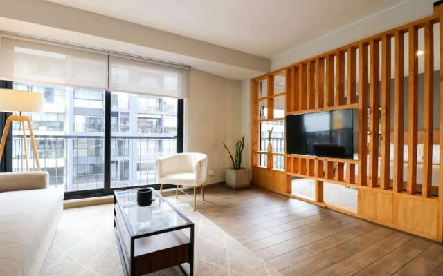 w Astounding 2BR in Miraflores