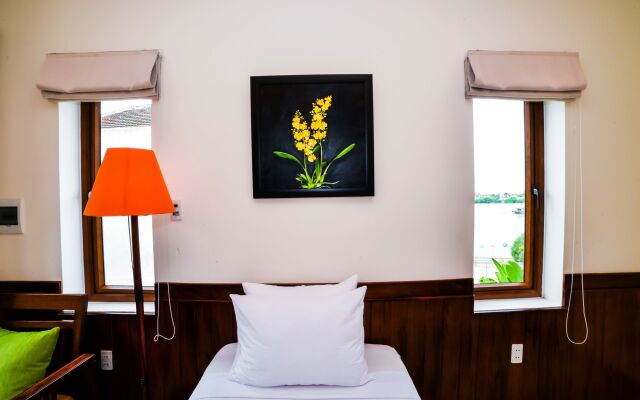 Villa Orchid Garden Riverside Hoi An