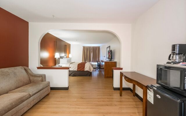 Red Roof Inn & Suites Biloxi - Ocean Springs