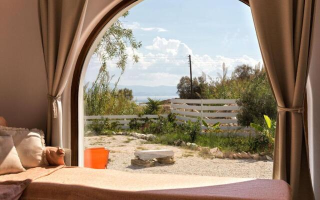 Villa San Dimitrio House on the Beach