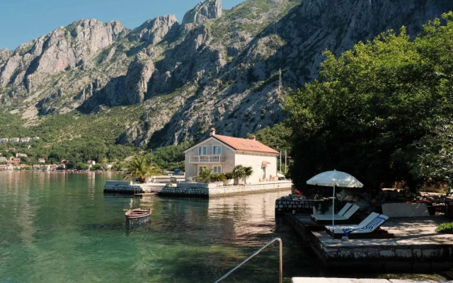 MARETA II - waterfront