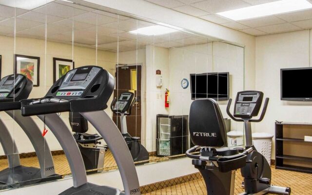 Quality Inn Clarksville - Exit 11