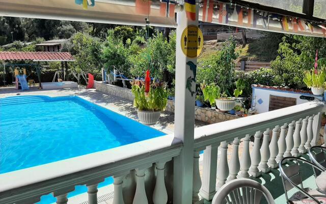 Snug Apartment in Mpenitses With Shared Pool