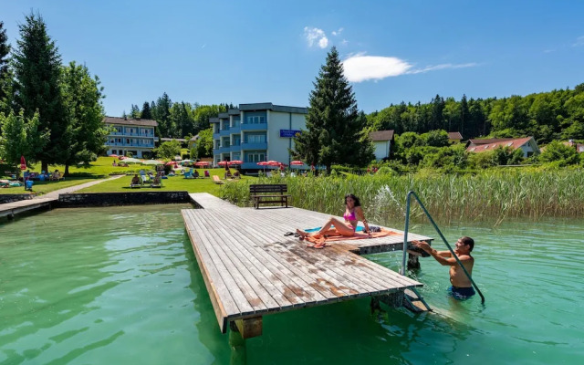 Strandhotel Schabus