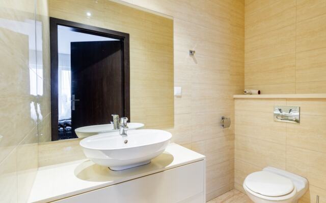 Green Wood Apartments Platinum Towers