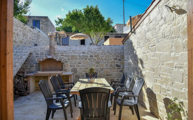 Island Oasis Poolside Paradise in Crete