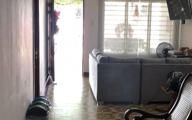 Tu Morada Hostal - Hostel